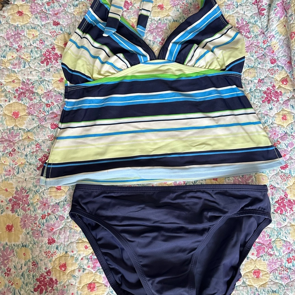Striped Tankini Swimsuit Set